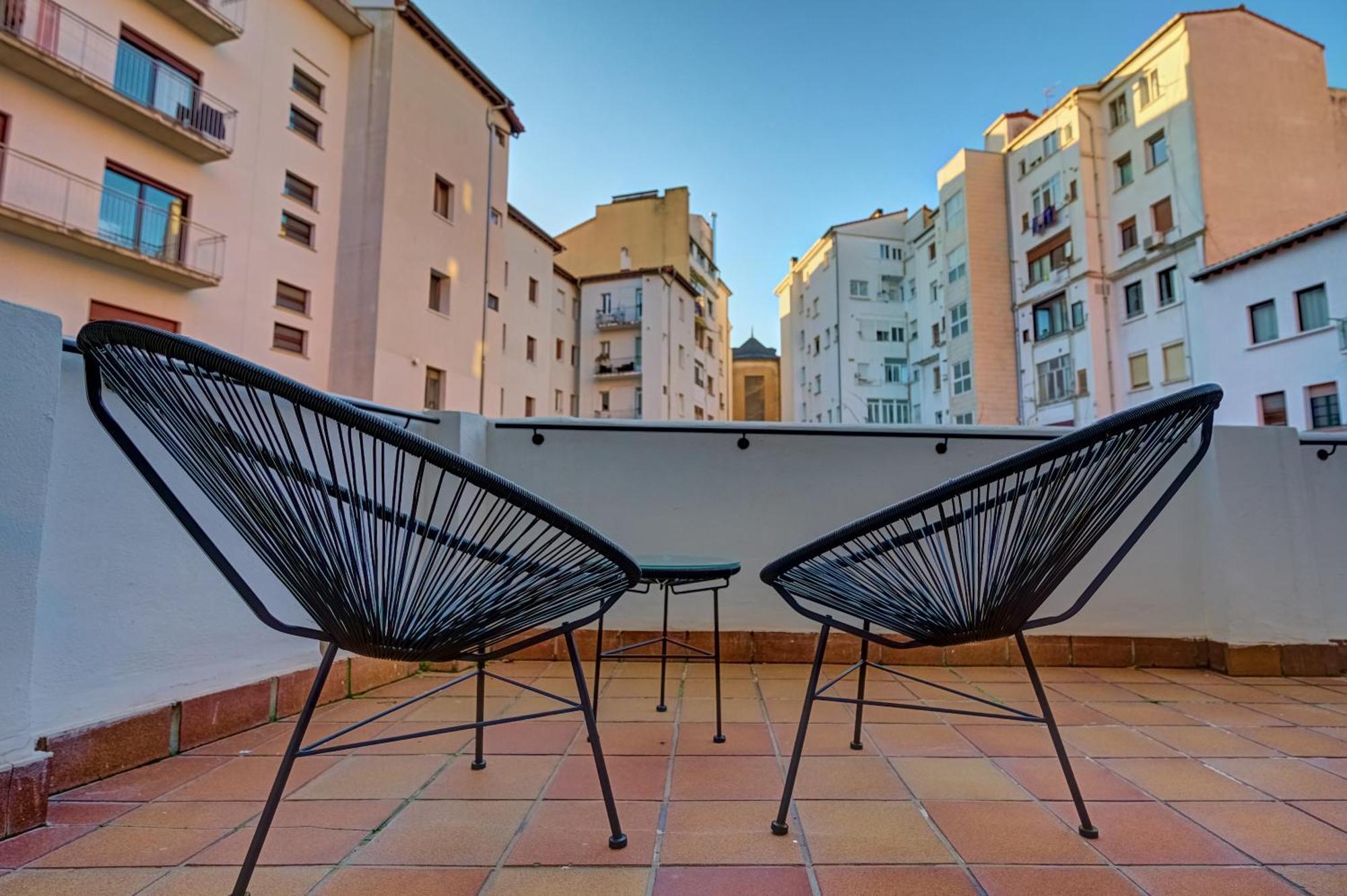 Apartamento El Conde By Clabao Pamplona Dış mekan fotoğraf