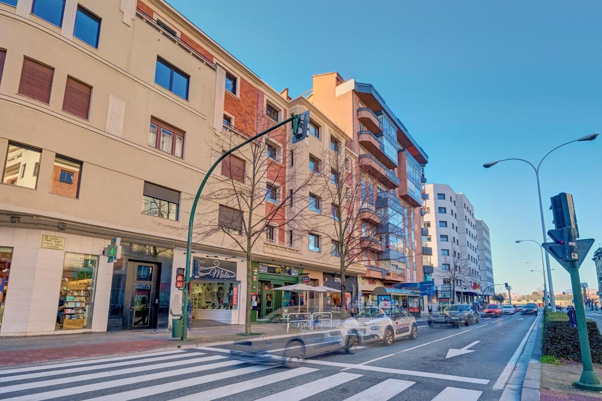 Apartamento El Conde By Clabao Pamplona Dış mekan fotoğraf