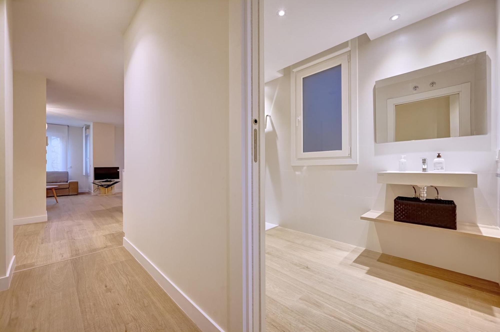 Apartamento El Conde By Clabao Pamplona Dış mekan fotoğraf