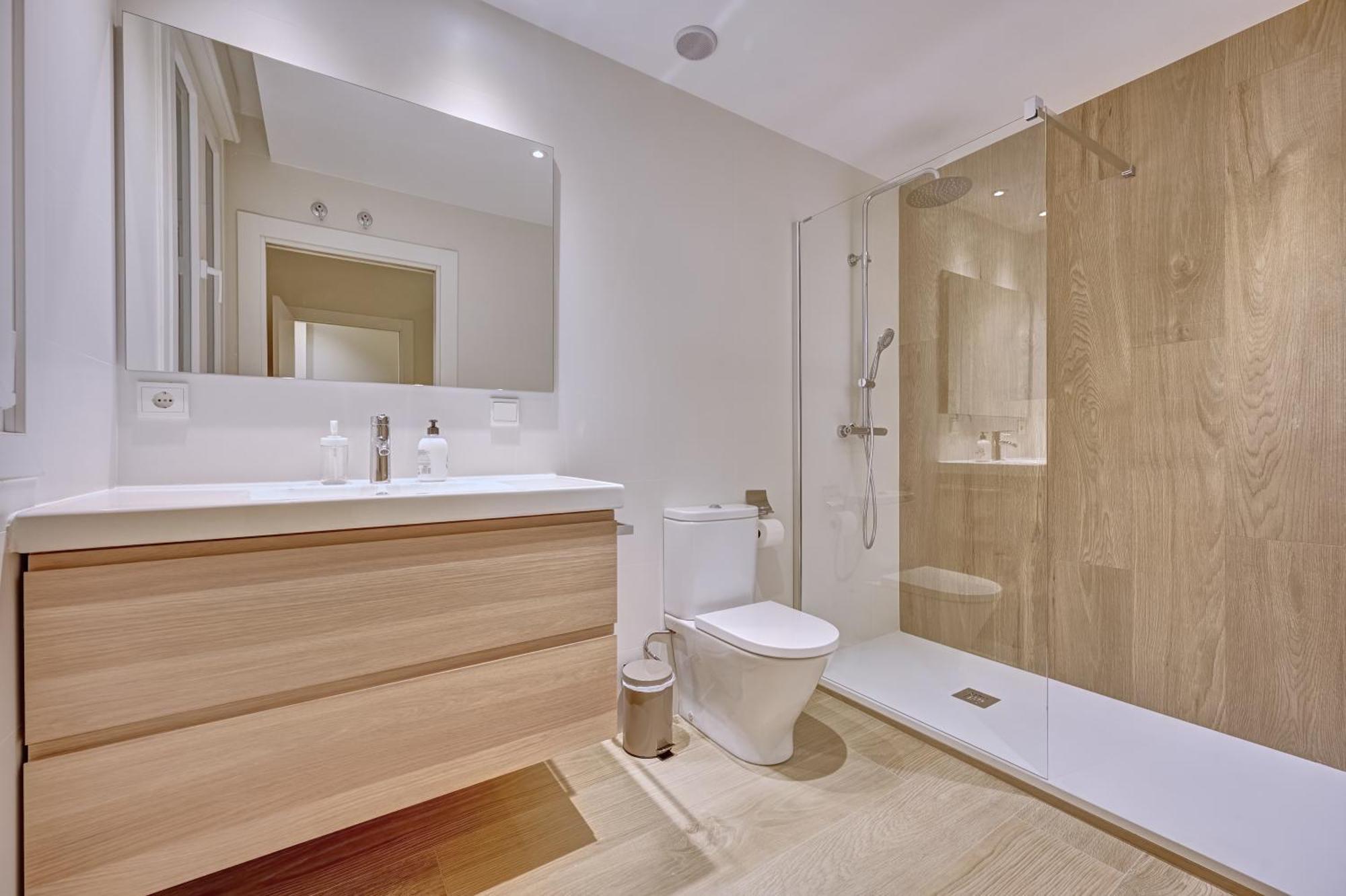 Apartamento El Conde By Clabao Pamplona Dış mekan fotoğraf